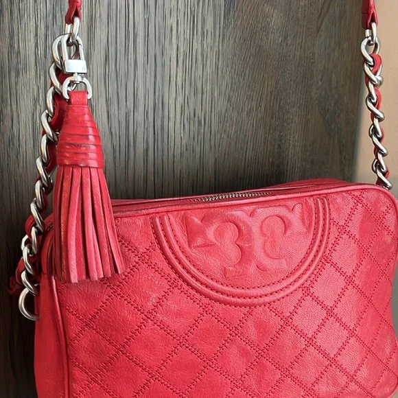 Tory Burch Fleming Red Crossbody Camera Bag - Picture 3 of 14